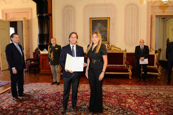 Mariam Gevorgyan presento sus Cartas Credenciales al Presidente de Uruguay Luis Lacalle