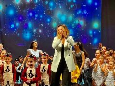 Eni Dance studio presentó los bailes armenios en el moll de la fusta