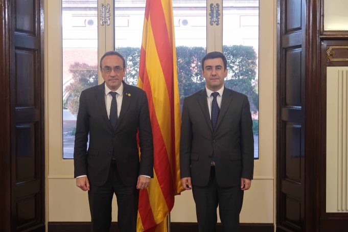El Presidente Rull recibe al Embajador Sos Avetisyan