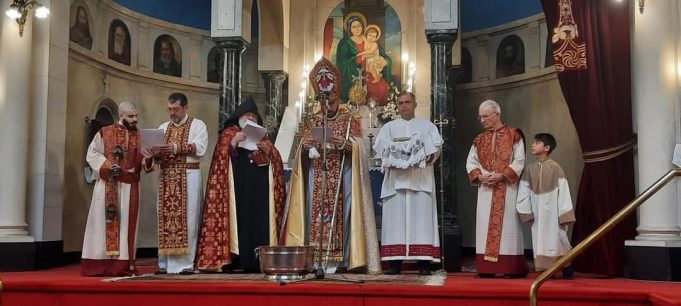 Se celebraron en la catedral San Gregorio El Iluminador de Buenos Aires las fiestas navideñas armenias