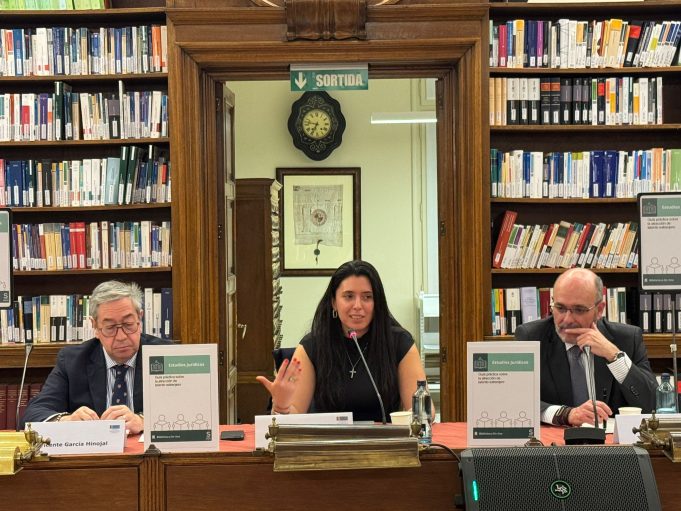 La autora Emma Hakobyan presentó la “Guía práctica sobre la atracción de talento extranjero”