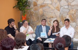 Ani Khachatryan presenta la Antología de la literatura Armenia en Santa Coloma de Gramenet