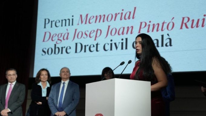 Emma Hakobyan recibe del ICAB el Premio Memorial Decano José Juan Pintó Ruiz 2024