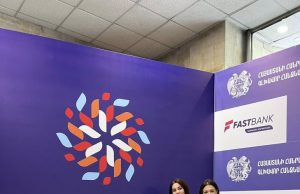 Tatev Papoyan destaca durante el foro de la juventud en Armenia la importante labor que realizan las asociaciones armenias de la Diáspora