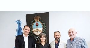 La Cónsul General de Argentina en Barcelona recibe al maestro del duduk Gagik Gasparyan