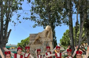 La Asociación Hayq de Barcelona llena de folklore armenio el concurso internacional “Aire Nuevo” en Tarragona
